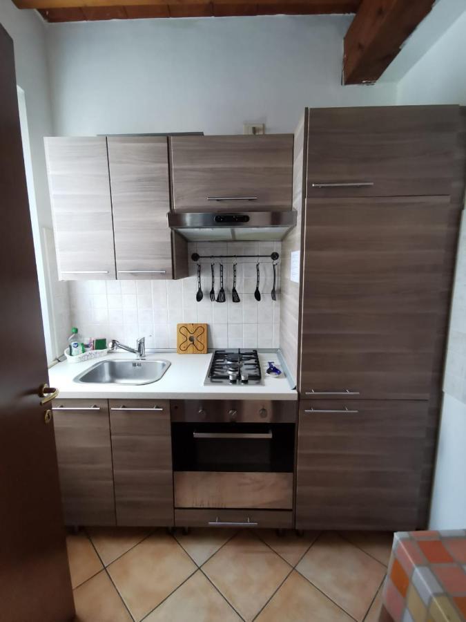 Apartment In The City Center With Self Check-In 파르마 외부 사진